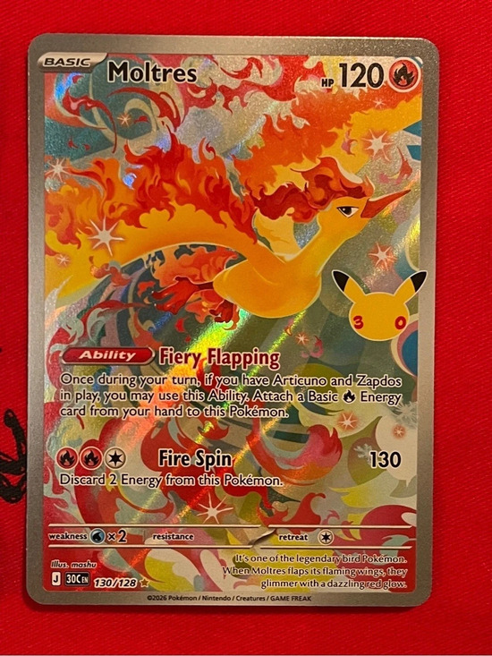 Pokémon Other - Pokémon Moltres 130/128 - 30th Celebration Illustration Rare Trading Card
